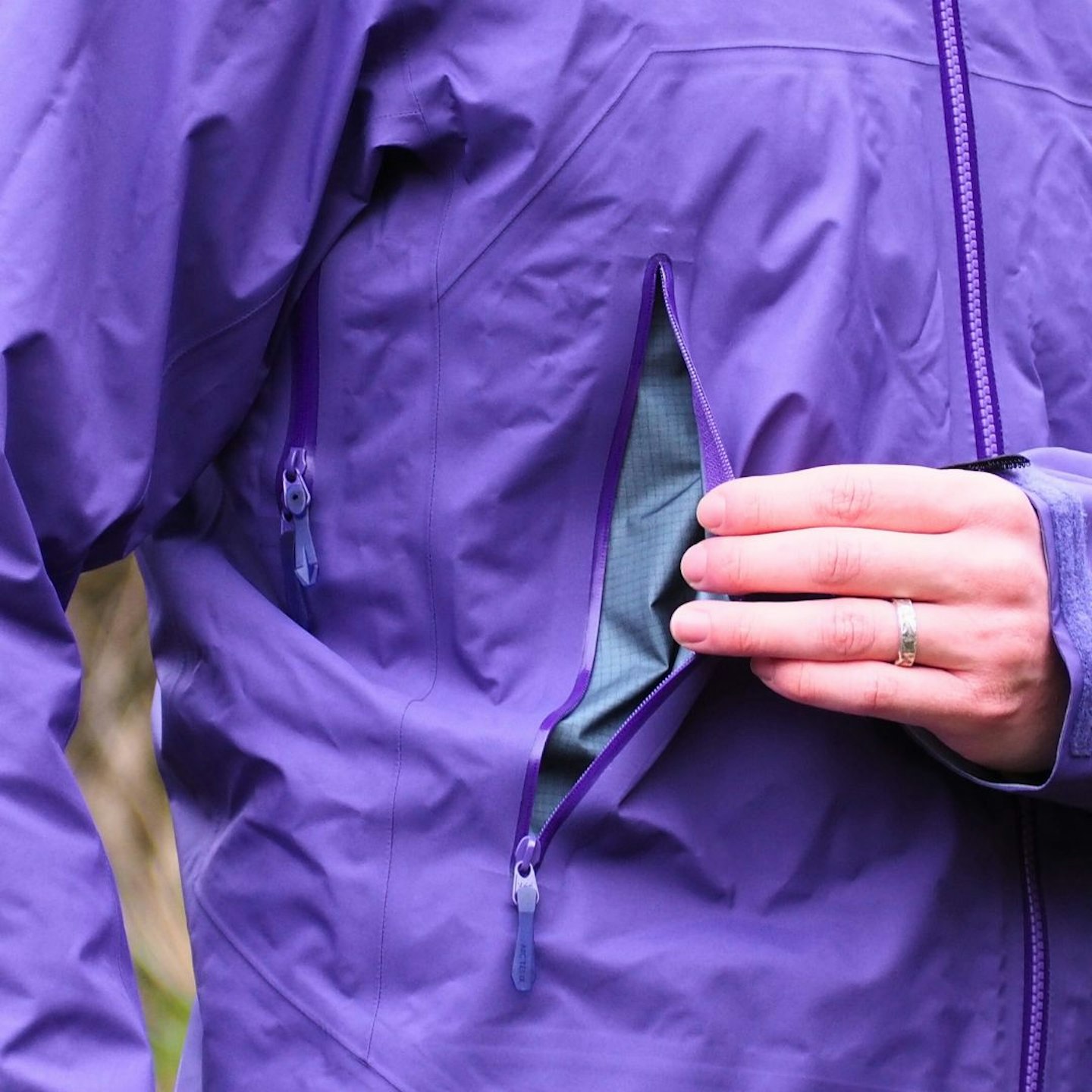 Arc'teryx Beta Lightweight Jacket side pocket