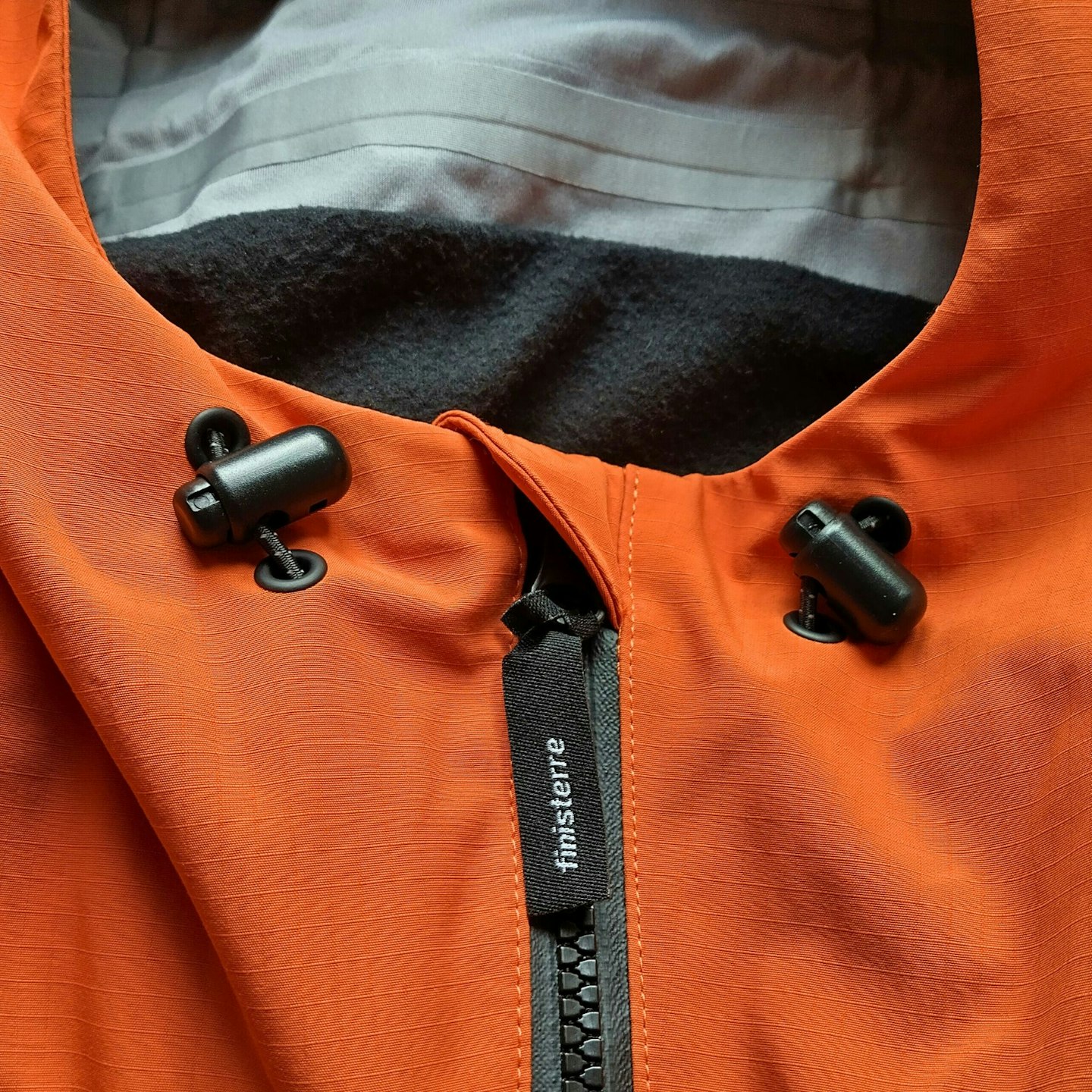 Finisterre Stormbird Waterproof Jacket chinguard