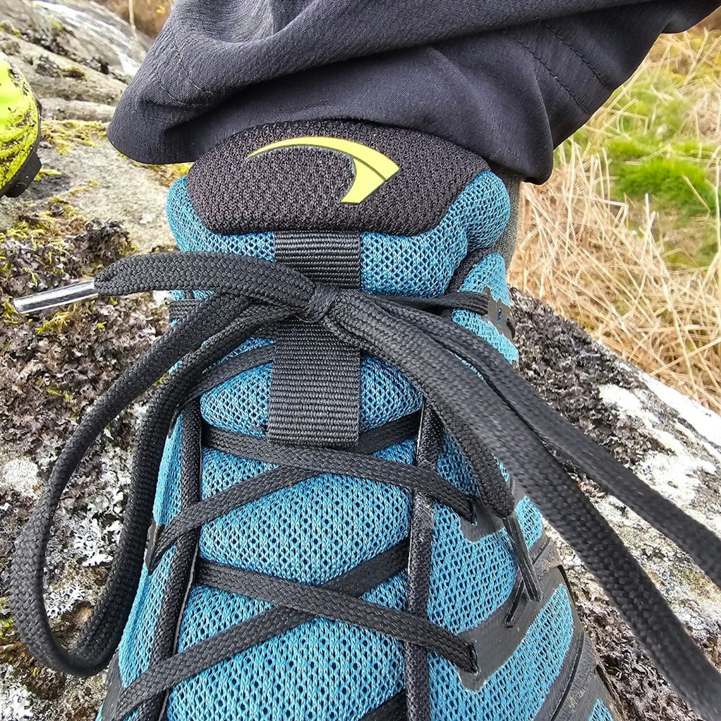 Inov8 Roclite GTX lacing