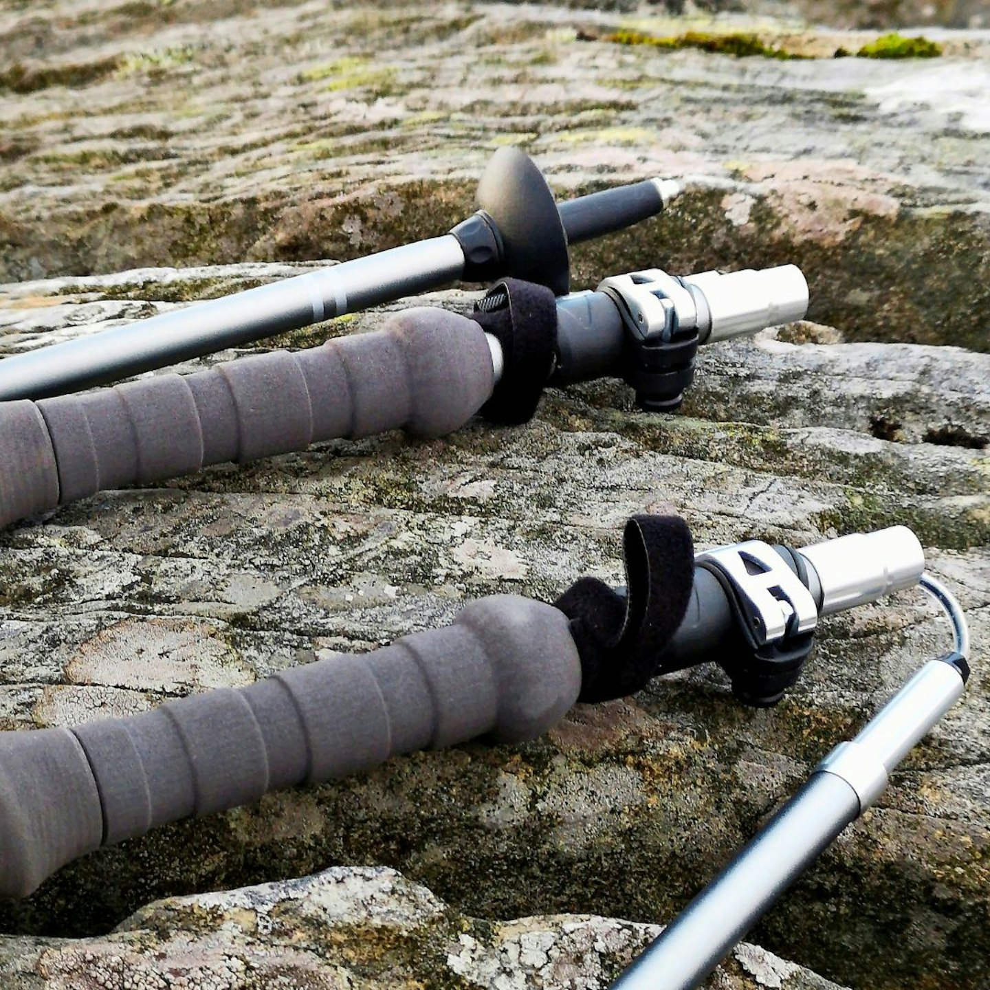 Trekology Trek-Z 2.0 Cork Walking Poles tips and basket